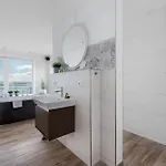 Sky 65 - Penthouse Mit Meerblick Fuer 6 Personen