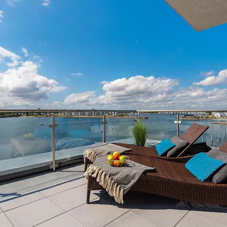 Sky 65 - Penthouse Mit Meerblick Fuer 6 Personen Apartment *