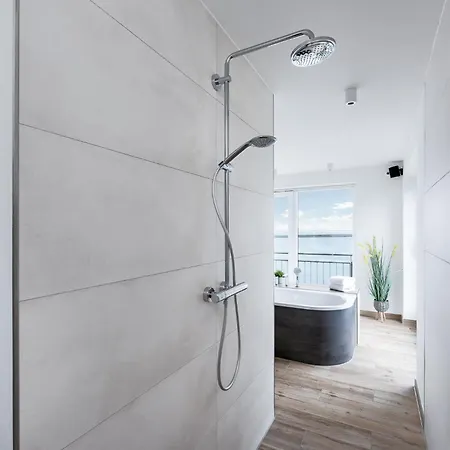 Sky 65 - Penthouse Mit Meerblick Für 6 Personen Apartment Olpenitz