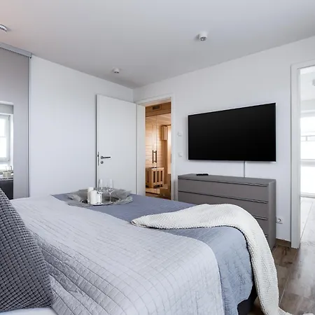 Sky 65 - Penthouse Mit Meerblick Fuer 6 Personen شقة أوبلينتيز